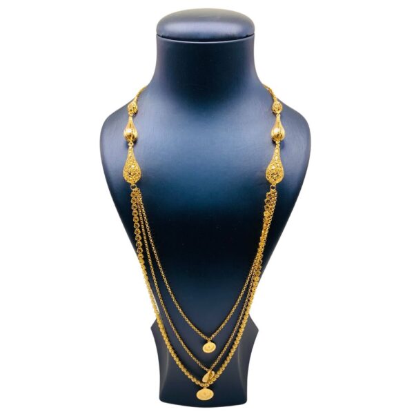 لمسة ذهبية تحيط قلبك