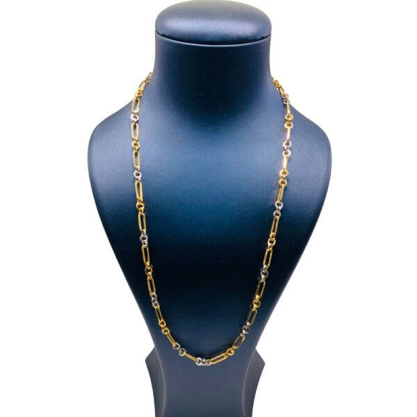 كل قطعة تعكس أناقتك